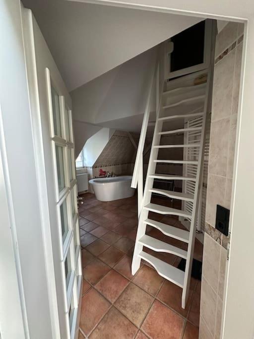 Panorama Penthouse In Wunderschoener Villa Kassel Buitenkant foto