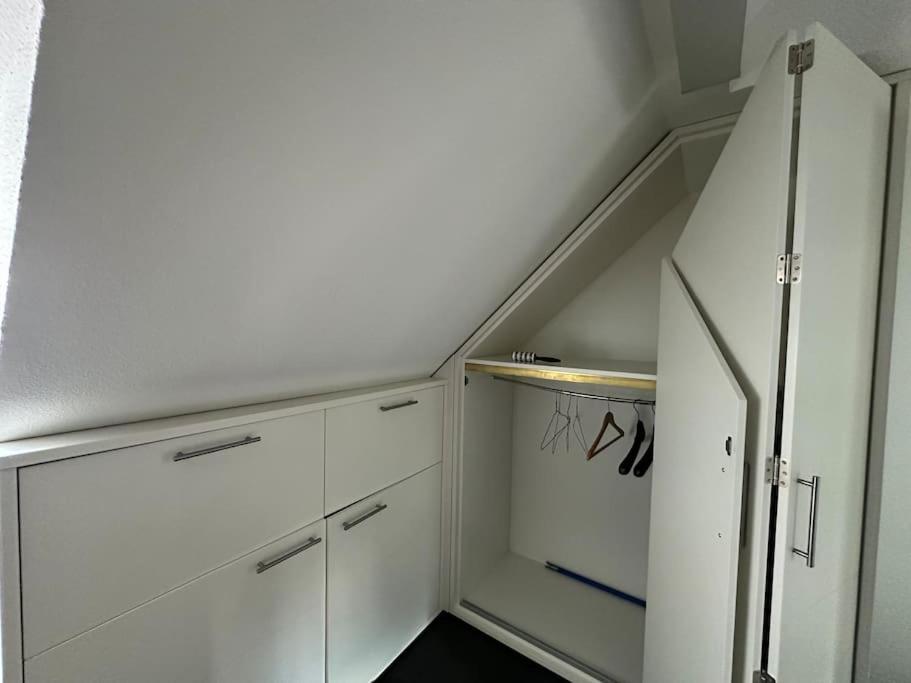 Panorama Penthouse In Wunderschoener Villa Kassel Buitenkant foto